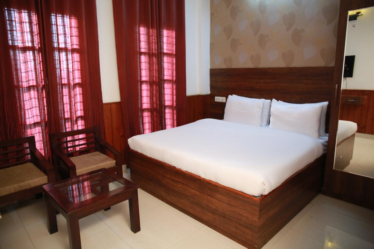 Red Apple Hotel Sangrur Extérieur photo